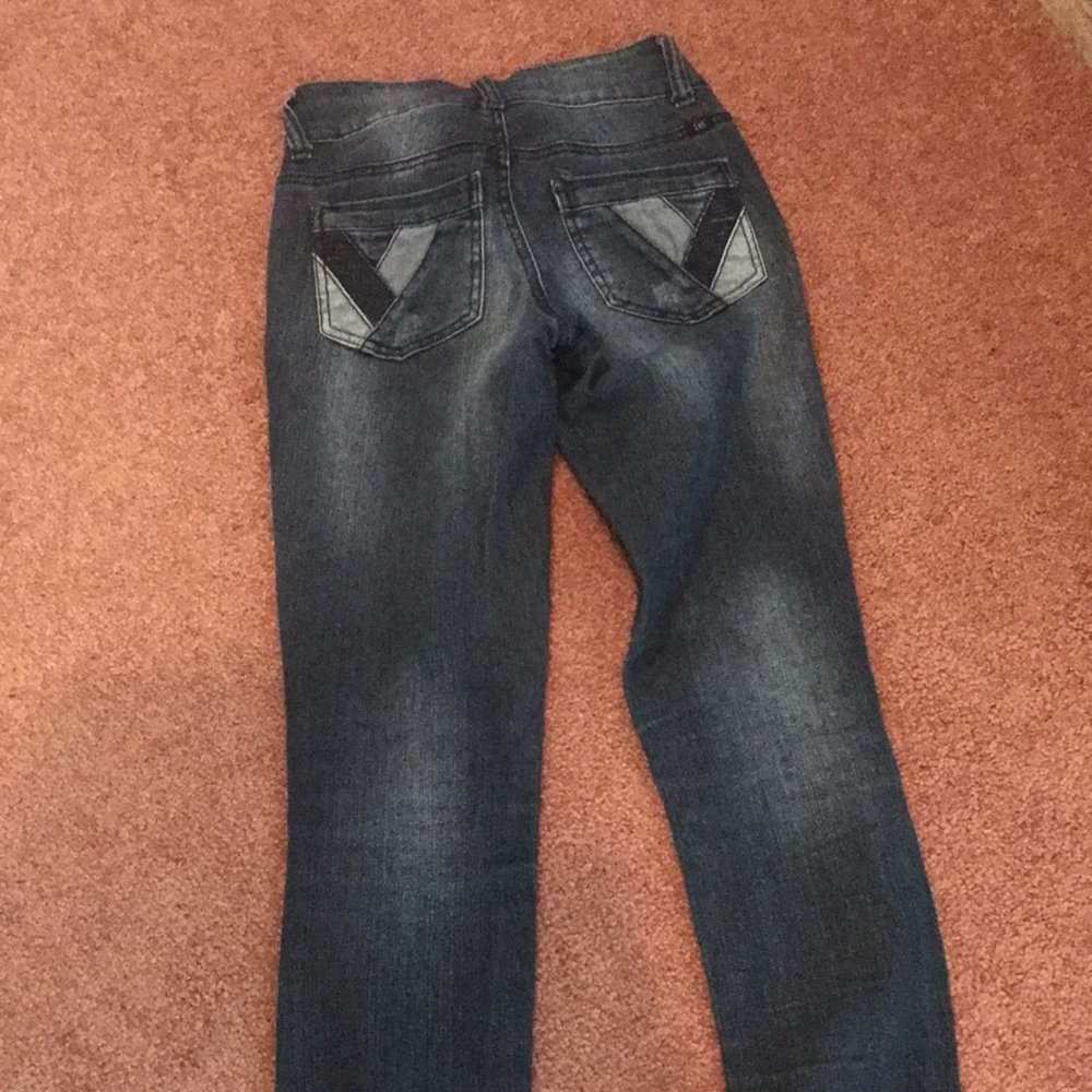 L.E.I. Jeans - Picture 4 of 4
